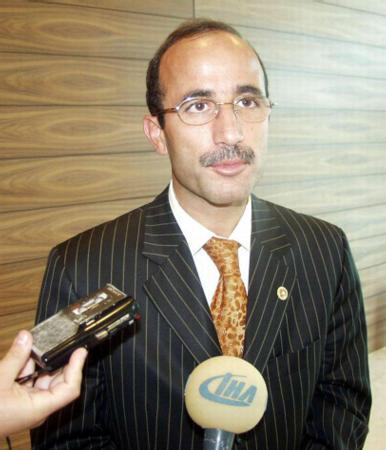İşte AK Parti'de aday olamayacak 73 isim