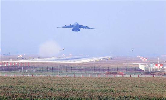 İncirlik'te askeri hareketlilik