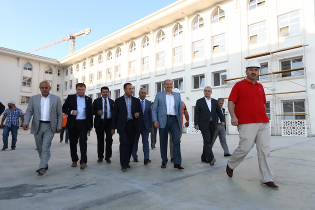 Türkiye'nin en büyük İmam-Hatip Lisesi açılıyor