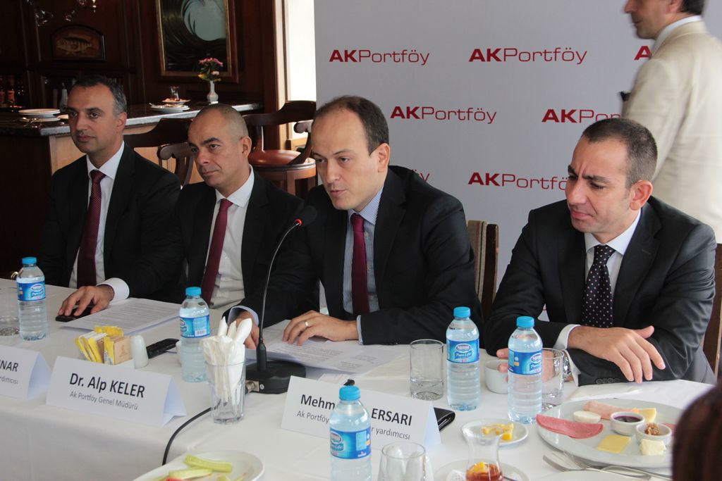 Ak Portföy  Japonya pazarına girdi