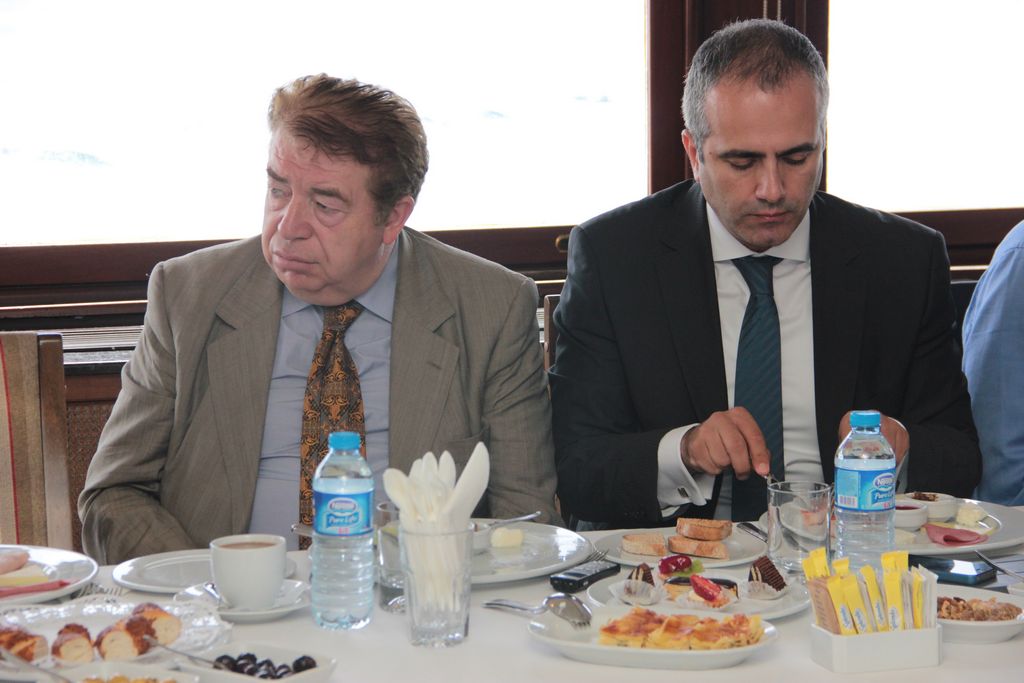 Ak Portföy  Japonya pazarına girdi