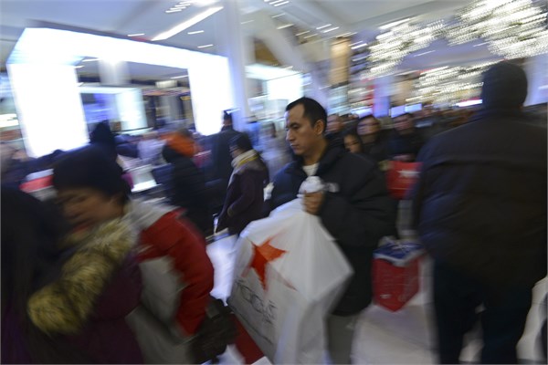 Dev alışveriş çılgınlığı başladı