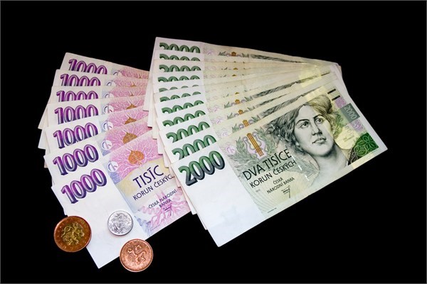 En büyük darbeyi TL aldı