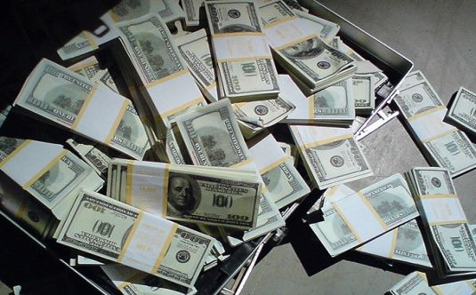 Türkler 20 milyar dolarlık döviz aldı