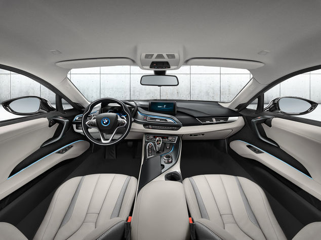 BMW i8'den süper fotoğraflar