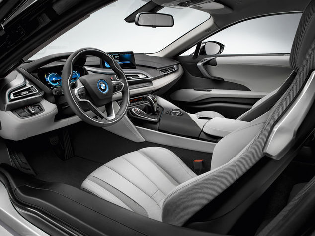 BMW i8'den süper fotoğraflar