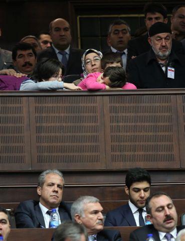 AK Parti grup toplantı'sından renkli kareler