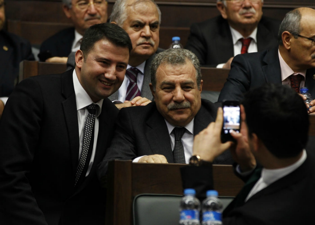 AK Parti grup toplantı'sından renkli kareler