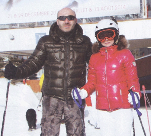 Cemiyet tatilde!