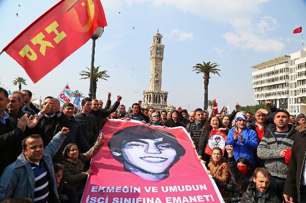 İzmir Berkin için ayakta