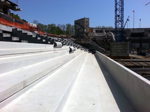 Arena yükseliyor!
