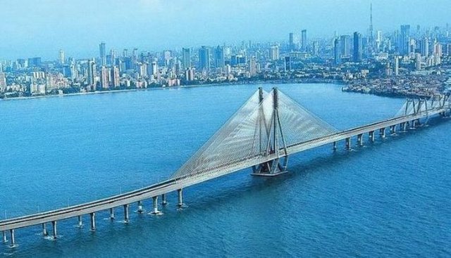 Buralarda ev almak ateş pahası
