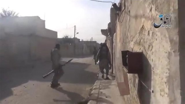 IŞİD'den kan donduran kareler