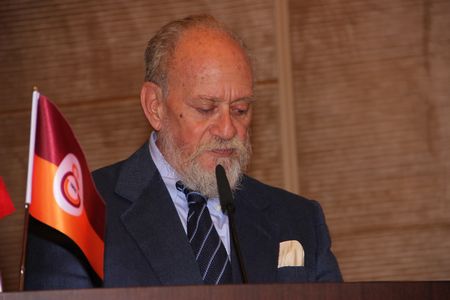 Alp Yalman listesini tanıttı