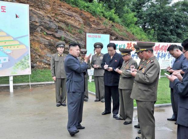 Kim bu adamlar?