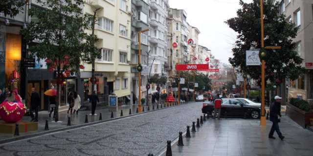 Buralardan Mülk Alan Köşeyi Döndü!

