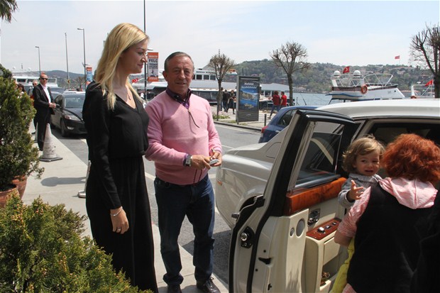 Ağaoğlu oğlu ile çapkınlığa çıkacak!