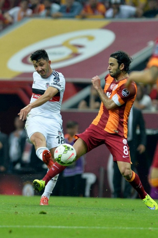 Galatasaray-Beşiktaş derbisinden müthiş kareler