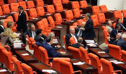 Meclis'e veda ettiler